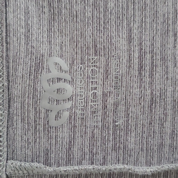 MAURICES IN MOTION TOP SIZE 1X - Picture 2 of 4